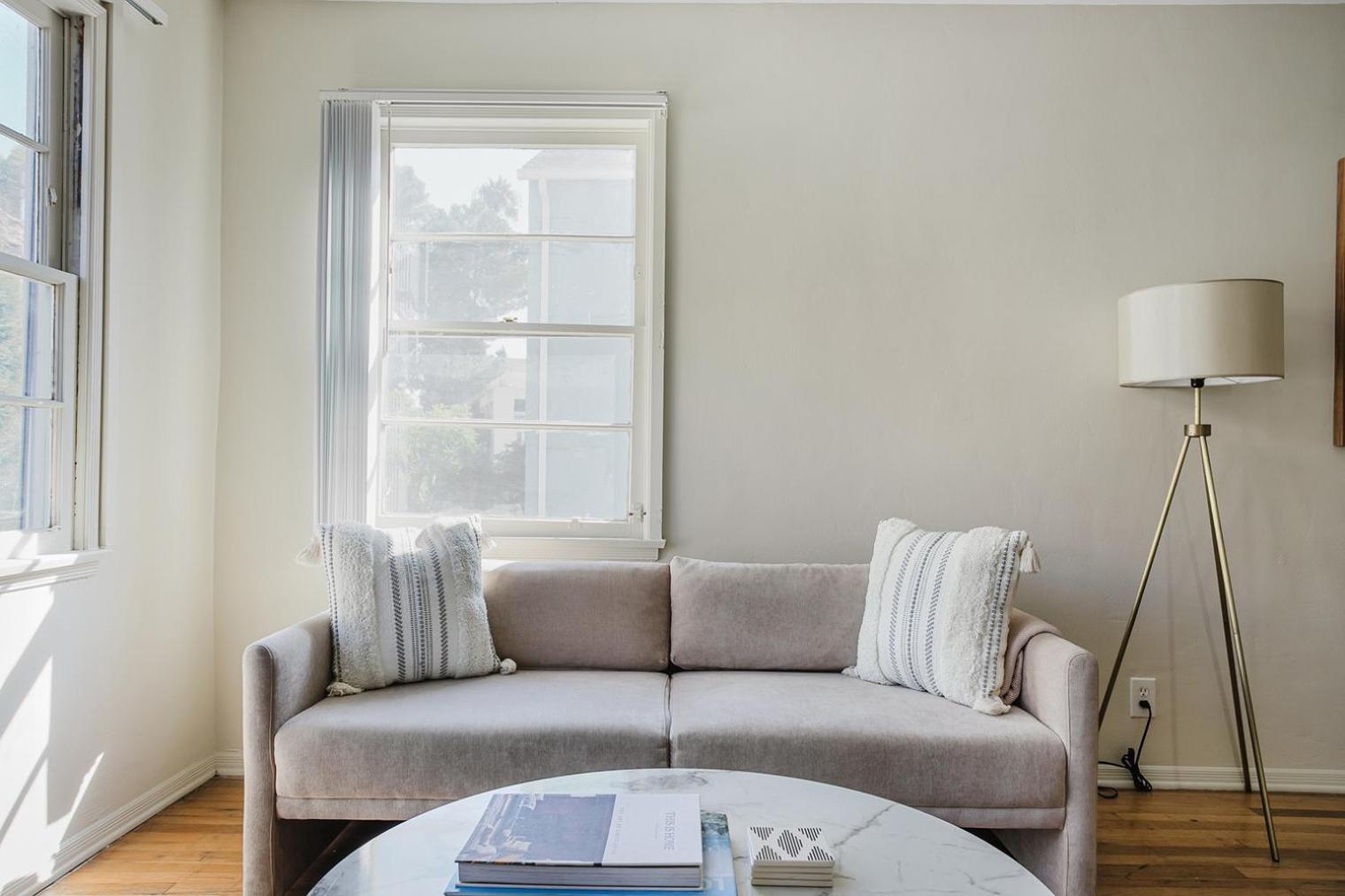 Blueground Westwood 1bd Lax-1276