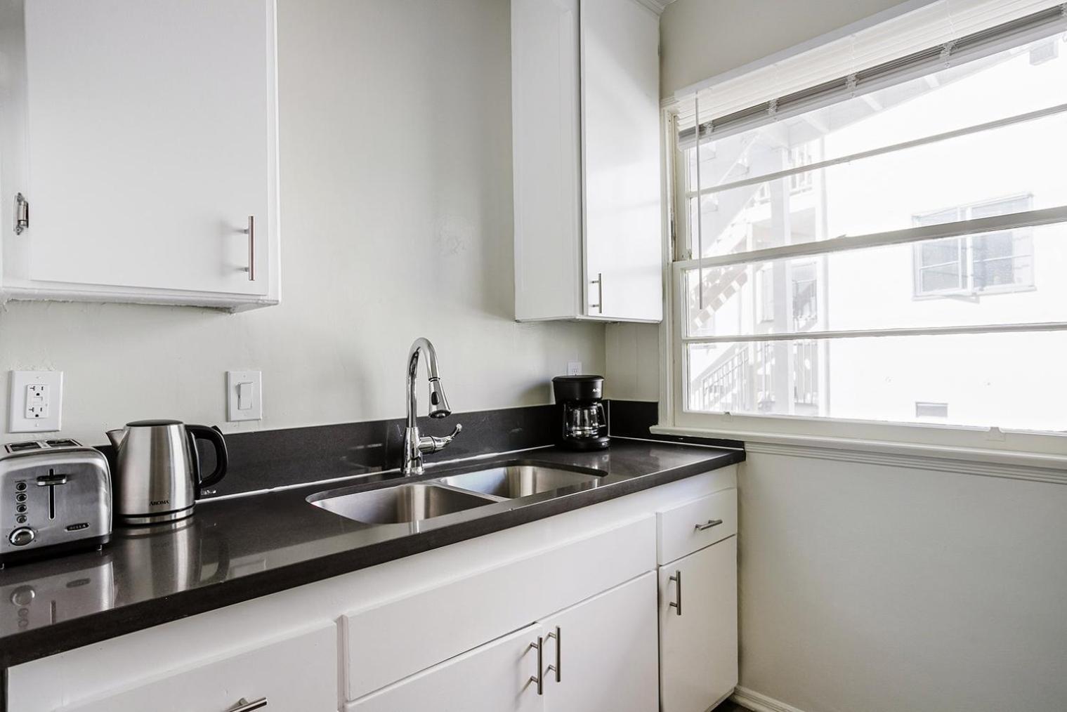 Apartment Blueground Westwood 1bd Lax-1276
