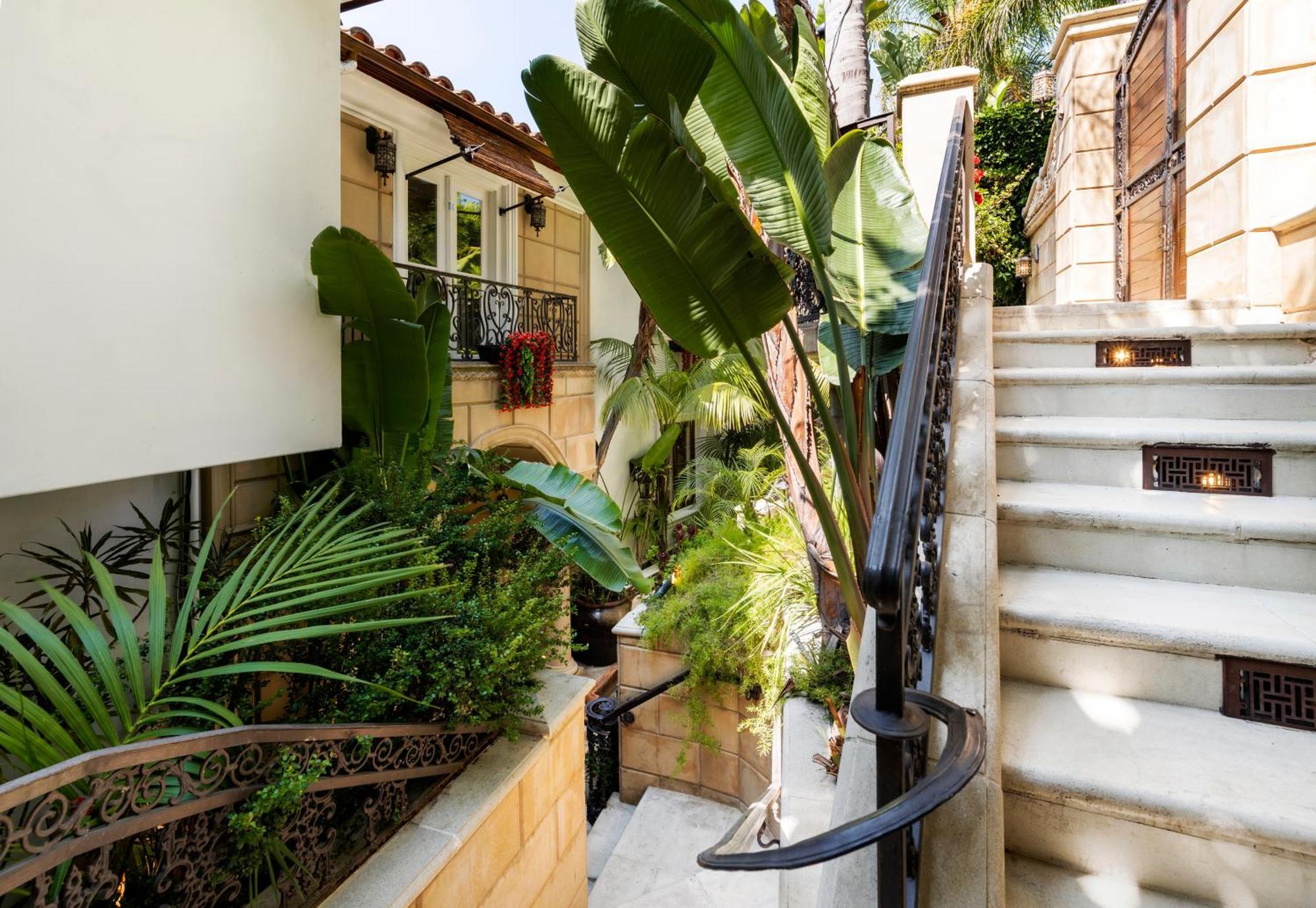 Villa Bel Air Luxury 6 Bedrooms Entire House Angeles *