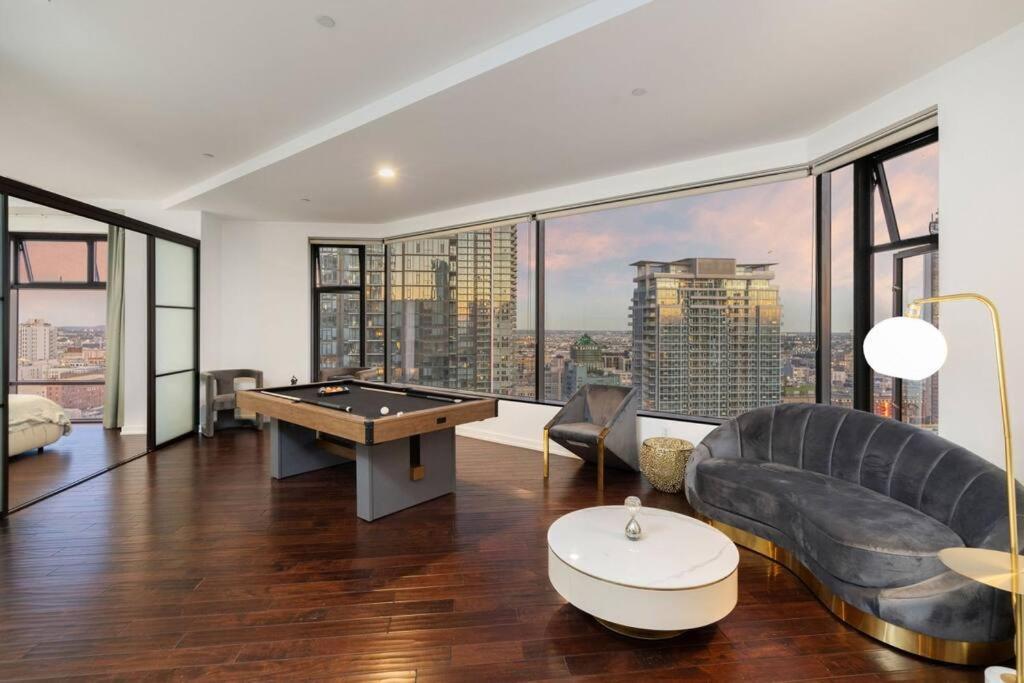 Downtown La With The Breathtaking View 2 Bedrooms And Parking Space Apartment *