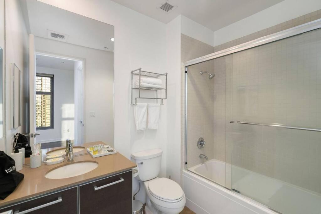 Downtown La With The Breathtaking View 2 Bedrooms And Parking Space Apartment
