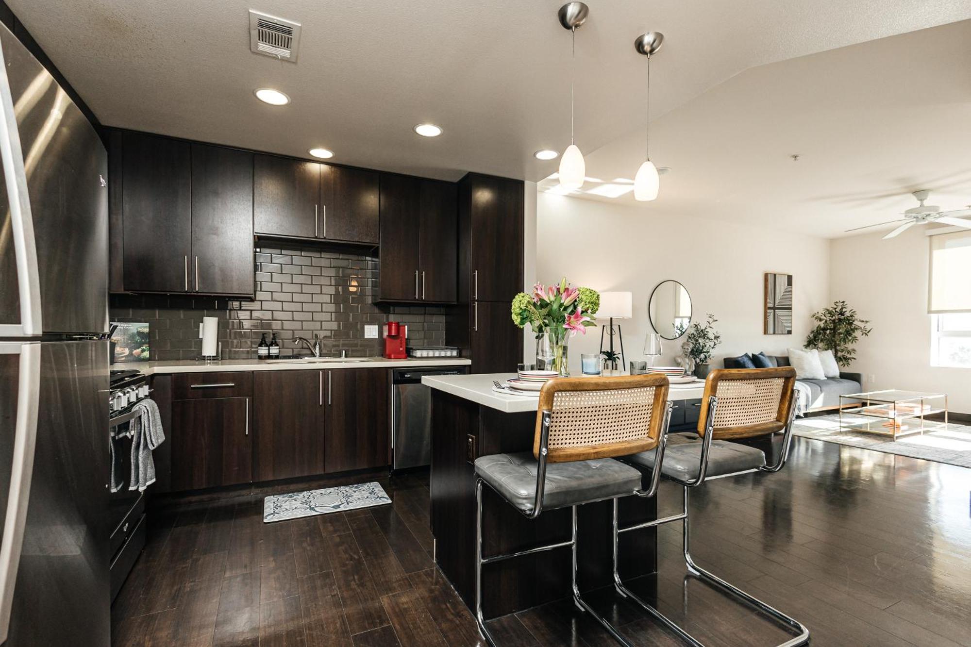 Apartment Stylish Vibes 1bd In Weho Los Angeles