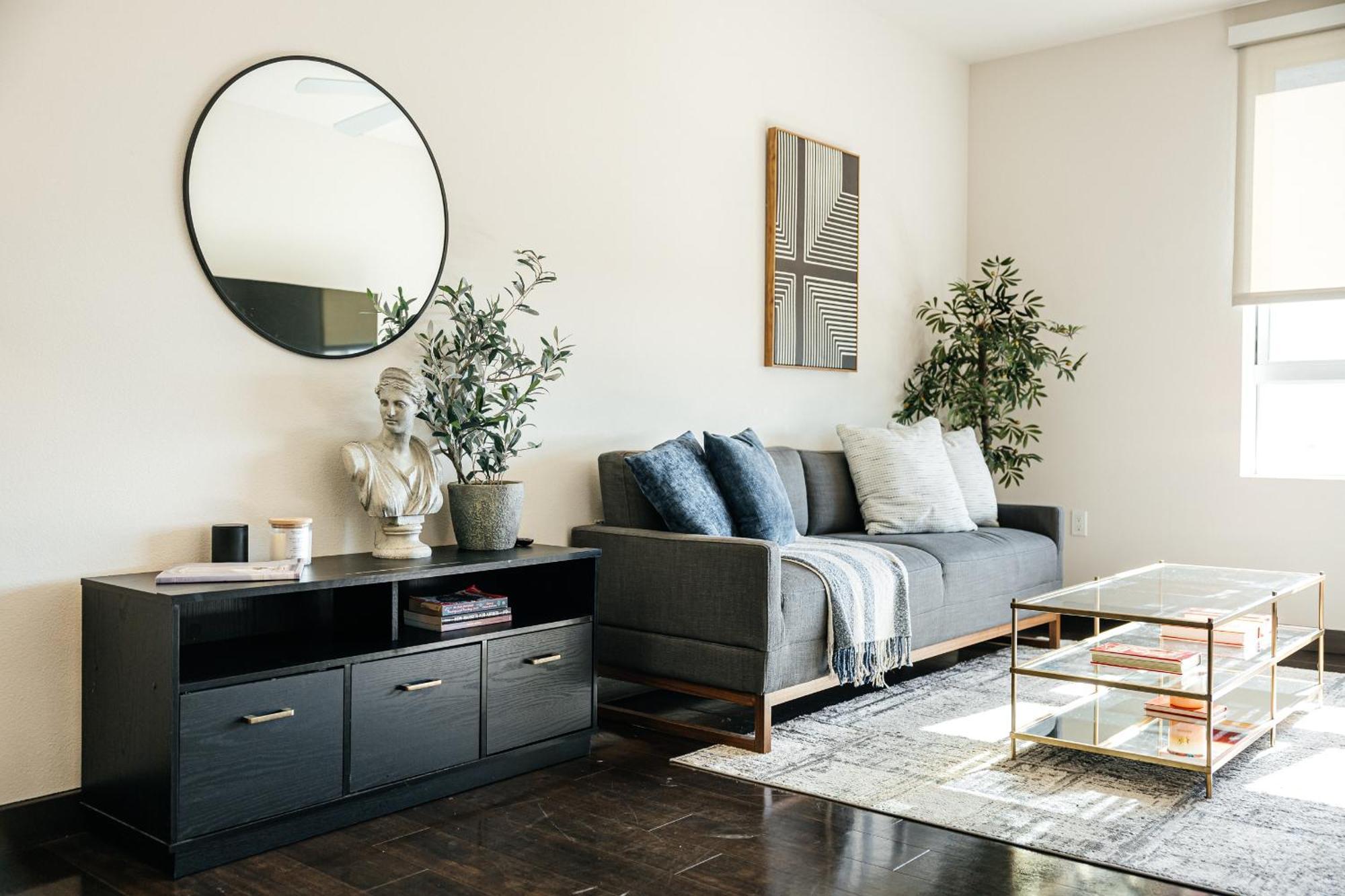 Stylish Vibes 1bd In Weho