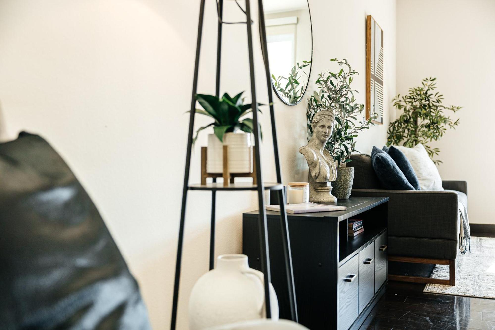Apartment Stylish Vibes 1bd In Weho Los Angeles