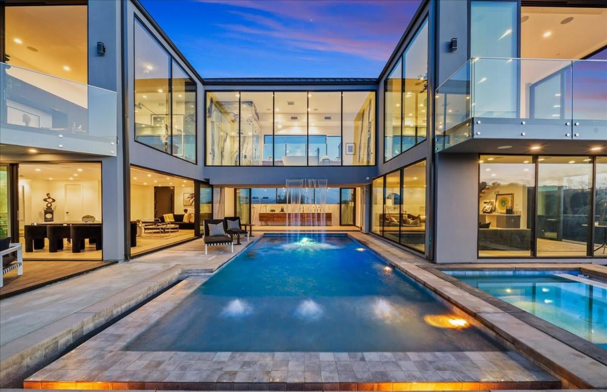 Casa de férias The Hollywood Observatory A Masterpiece Of Modern Luxury And Elegance