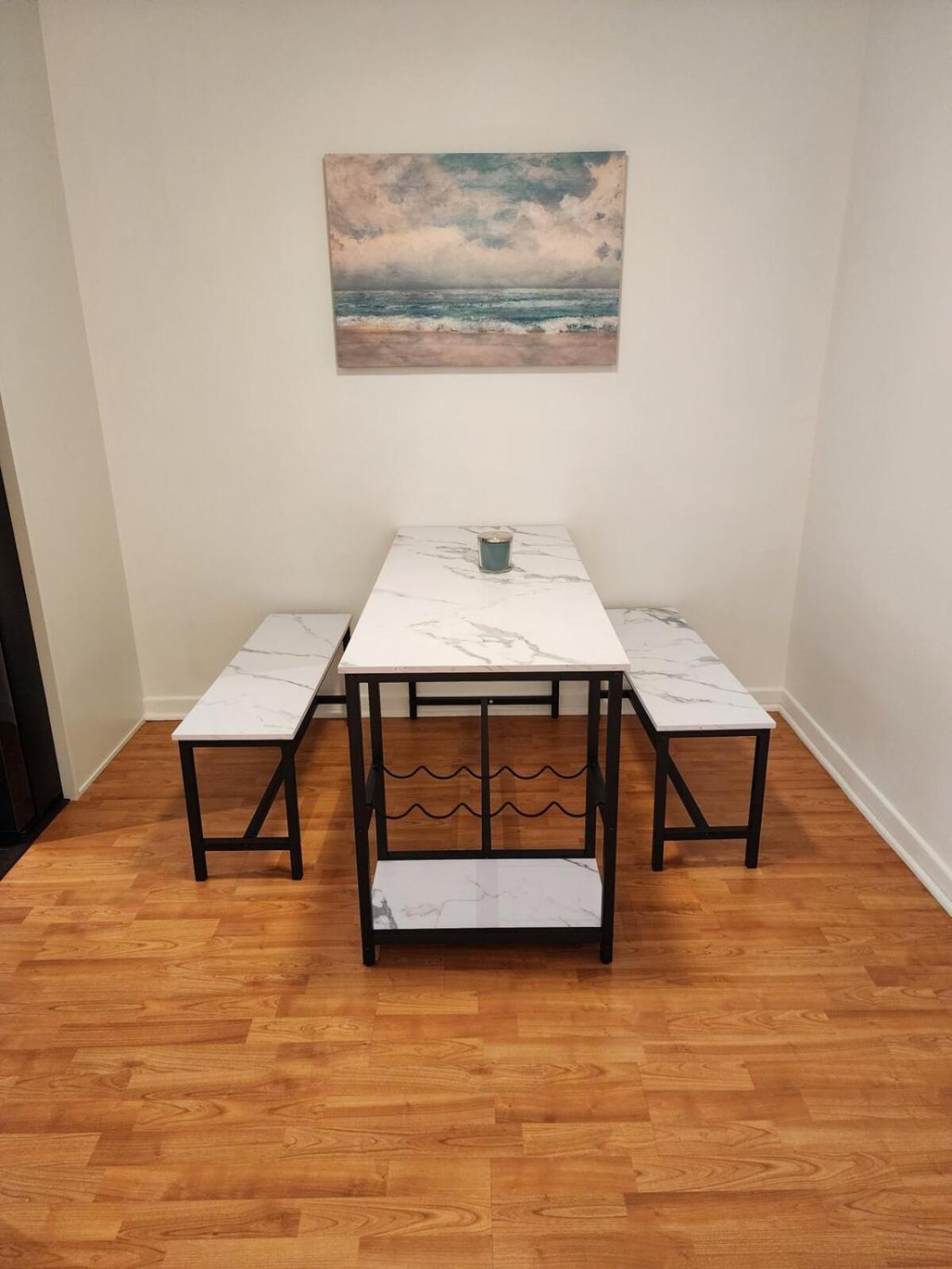Spacious 1 Bedroom 1 Bath With Parking * Los Angeles
