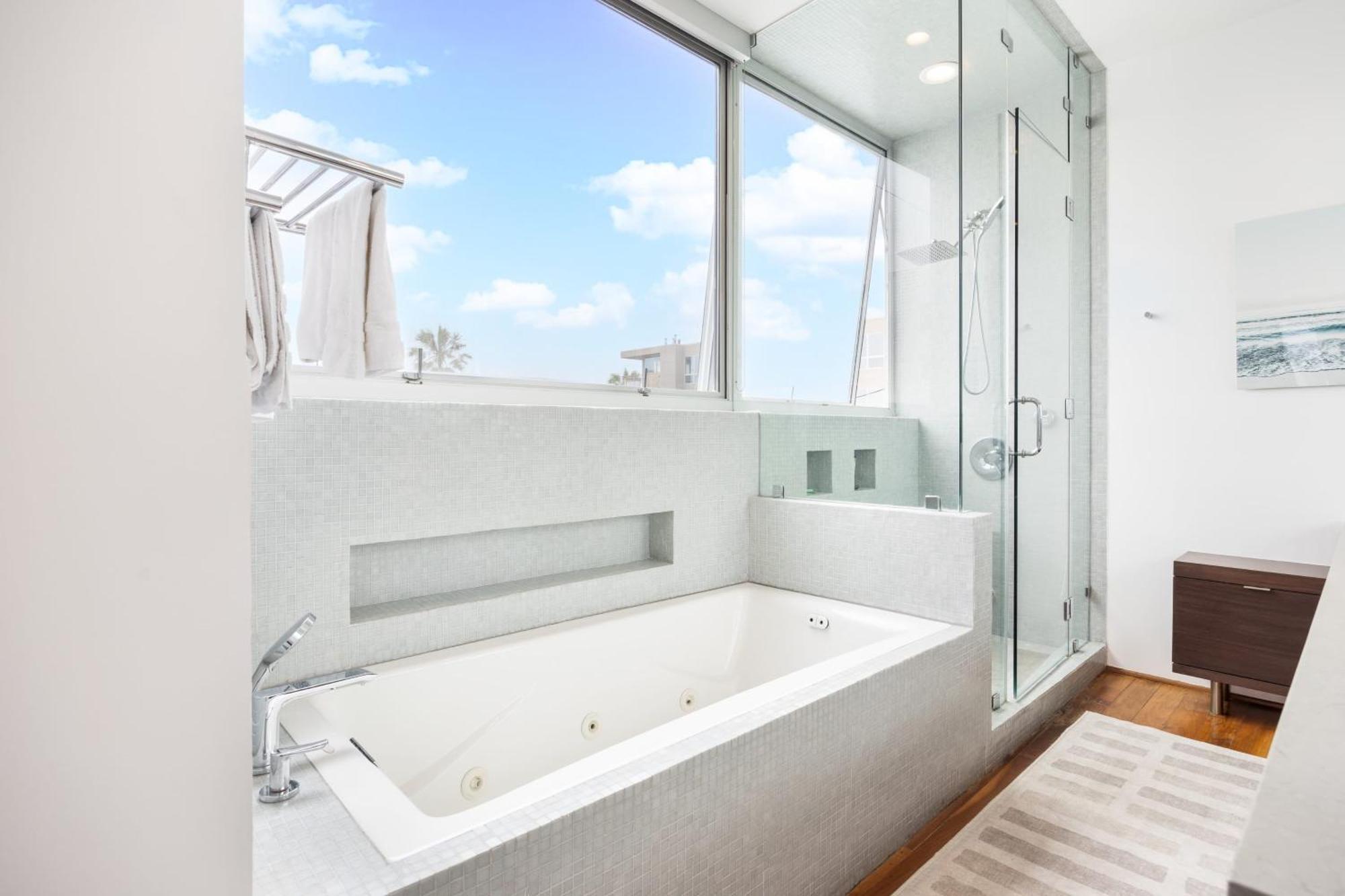 Venice View By Avantstay Walk To Venice Beach Rooftop Ice Bath Luxe Design Holiday home