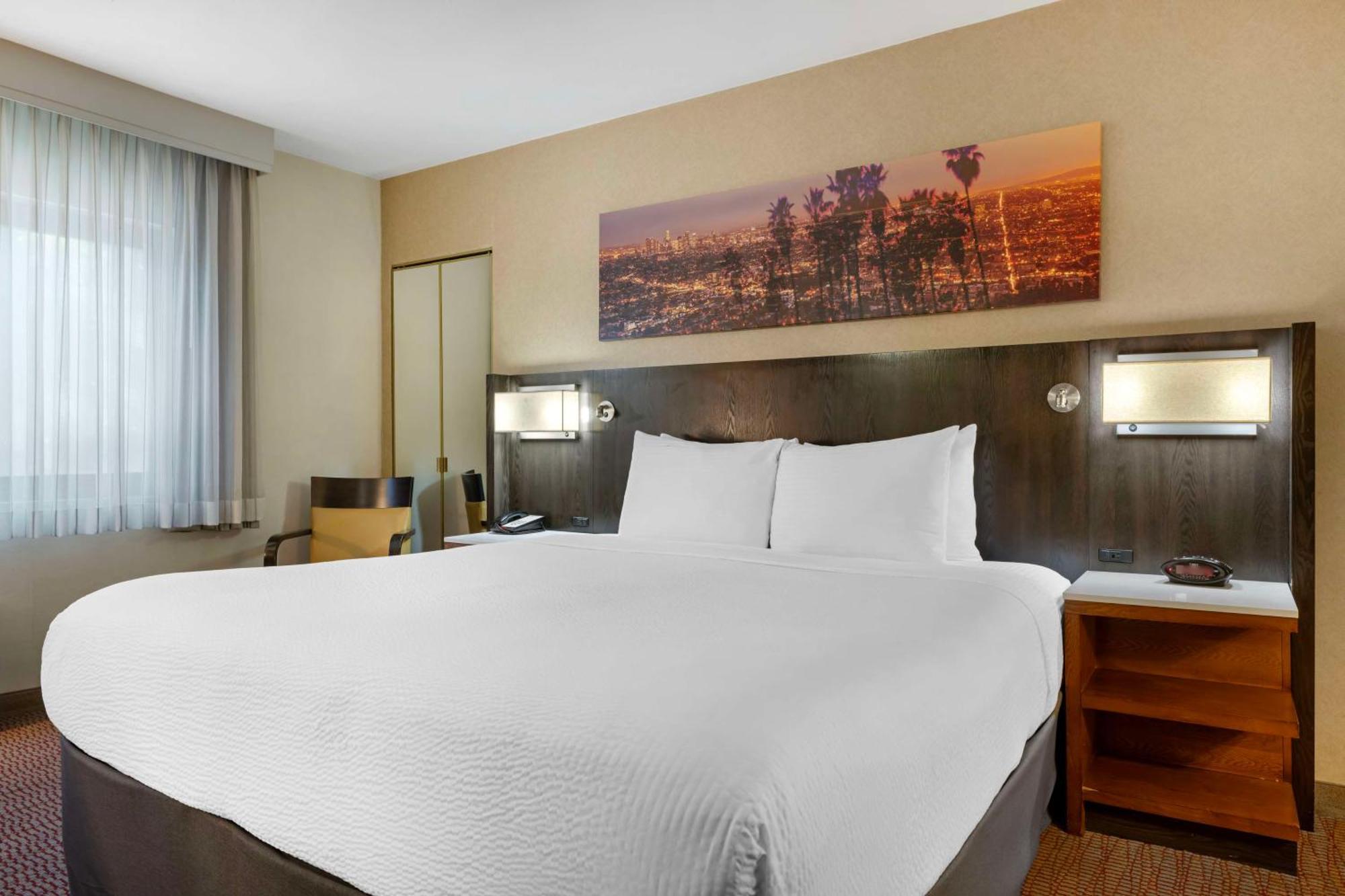 Western Royal Palace & Hotel Los Angeles