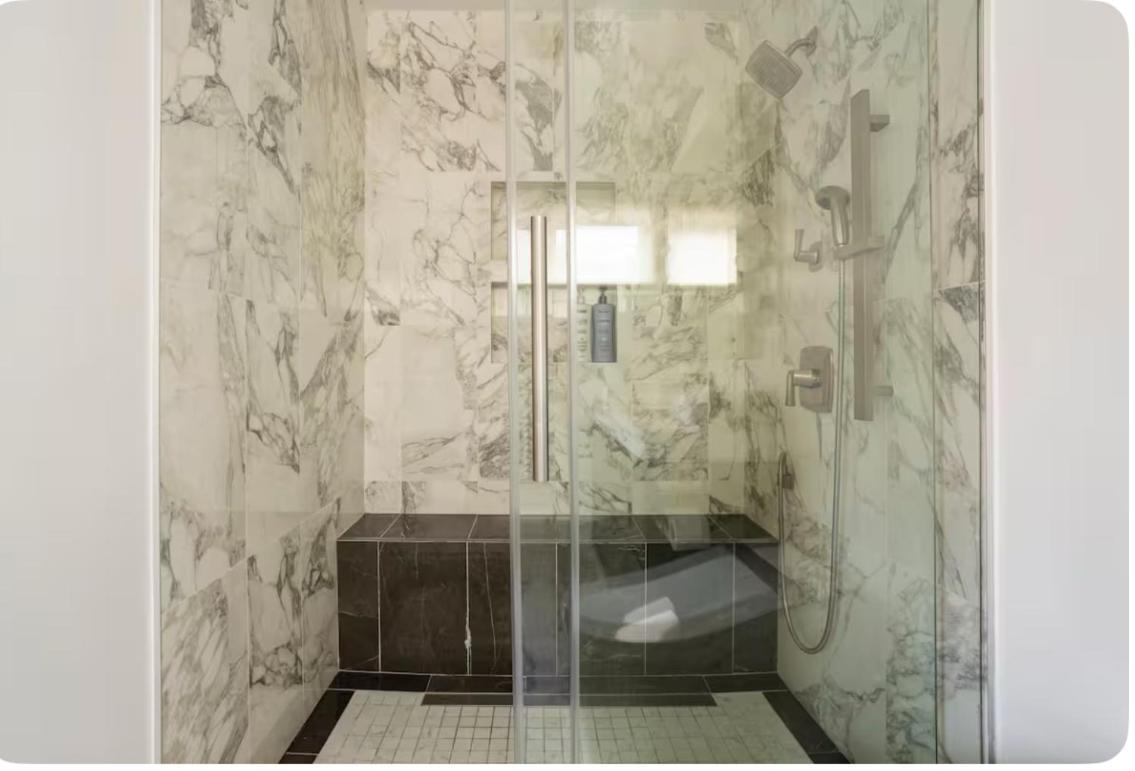 Guest house Charming One Bed One Bath Privet Los Angeles