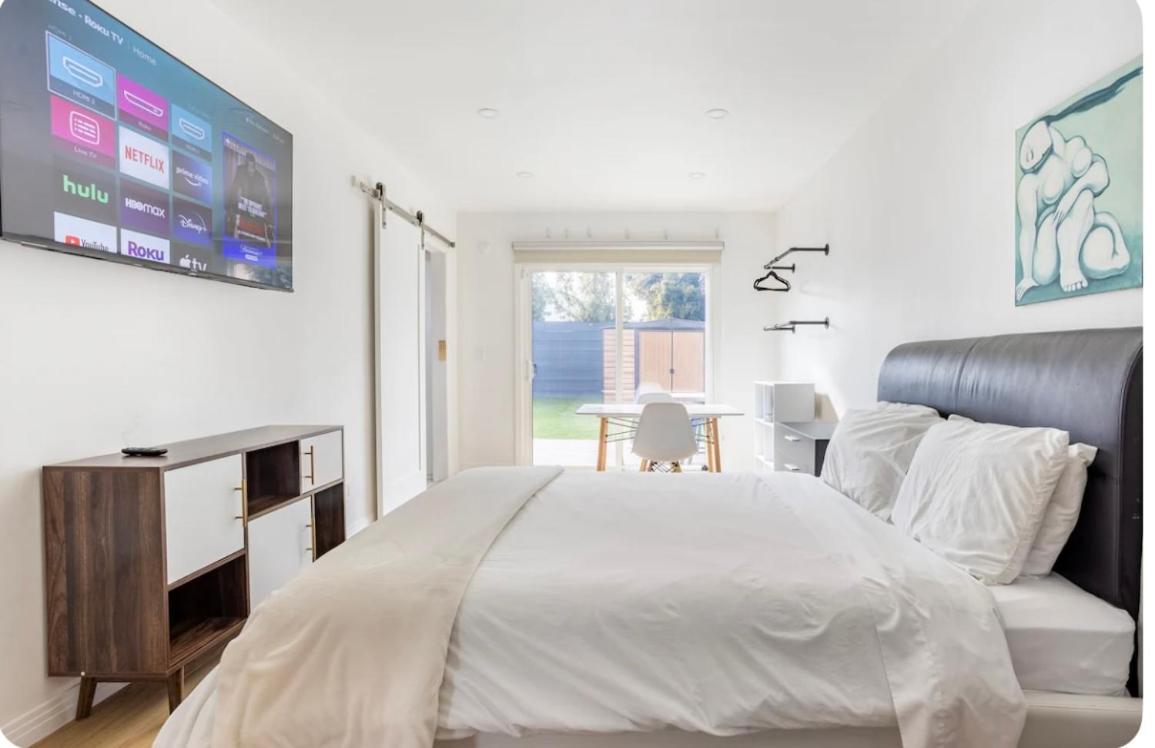 Charming One Bed One Bath Privet Los Angeles