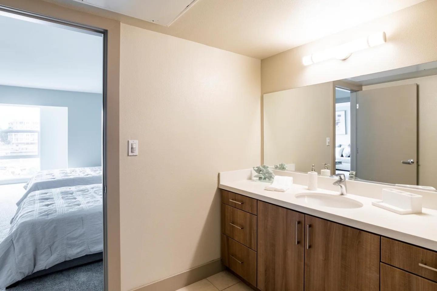 Harbor Views ,luxury Condo, Venice&marina Aparthotel