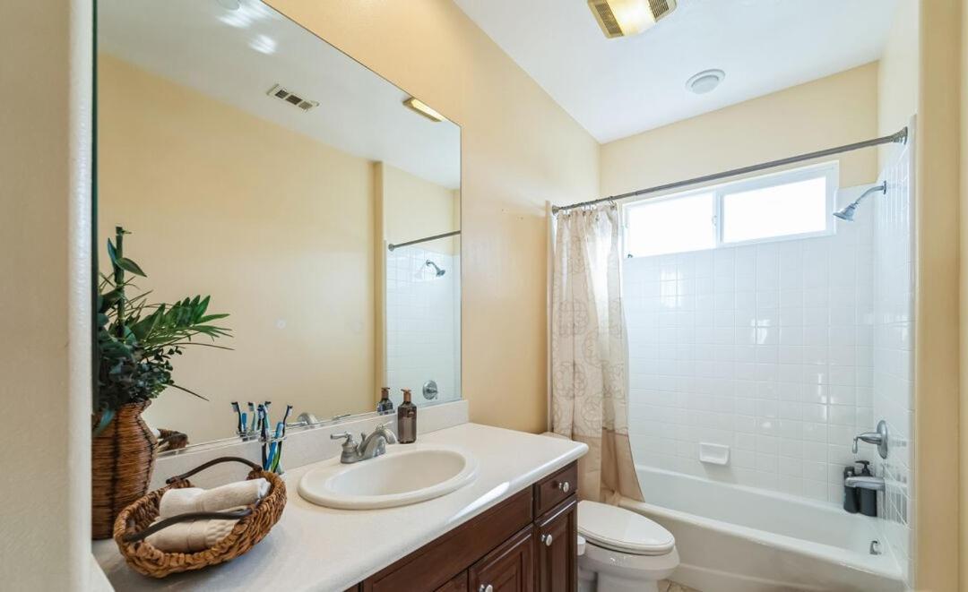 Beautiful Porter Ranch Los Angeles