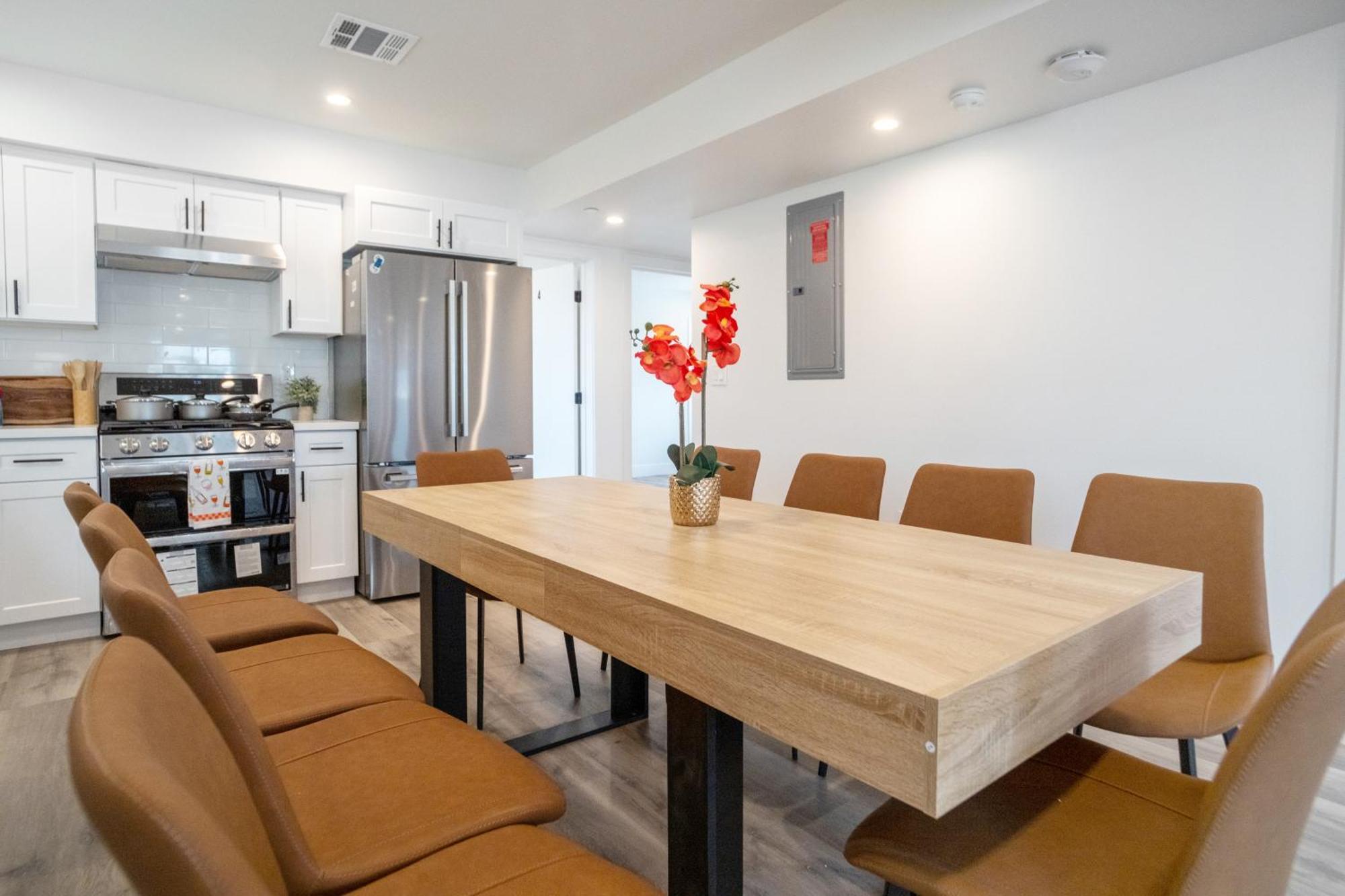 Urban Oasis In The Heart Of La Near Usc & Major Attractions Guest house