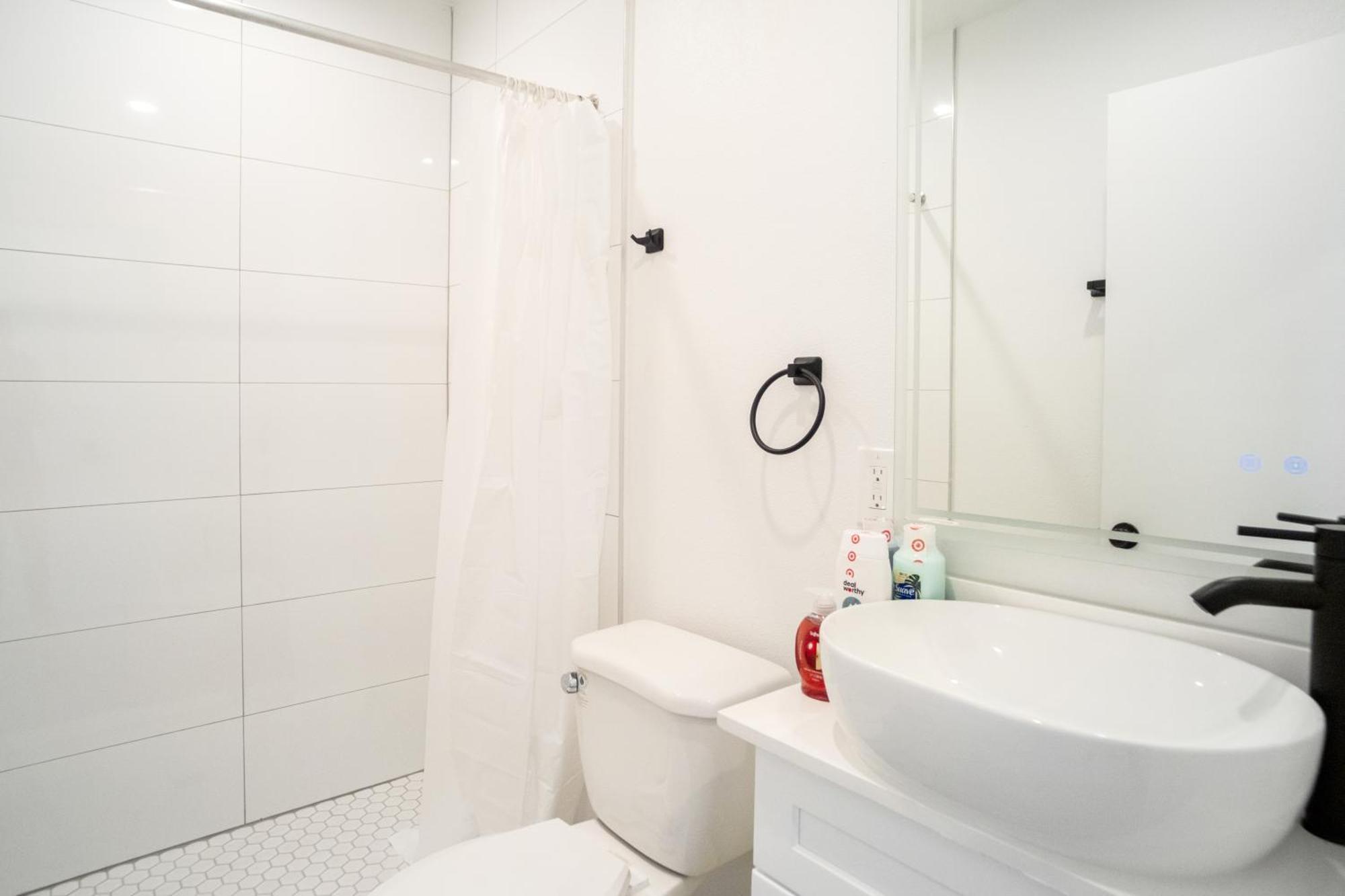 Guest house Urban Oasis In The Heart Of La Near Usc & Major Attractions