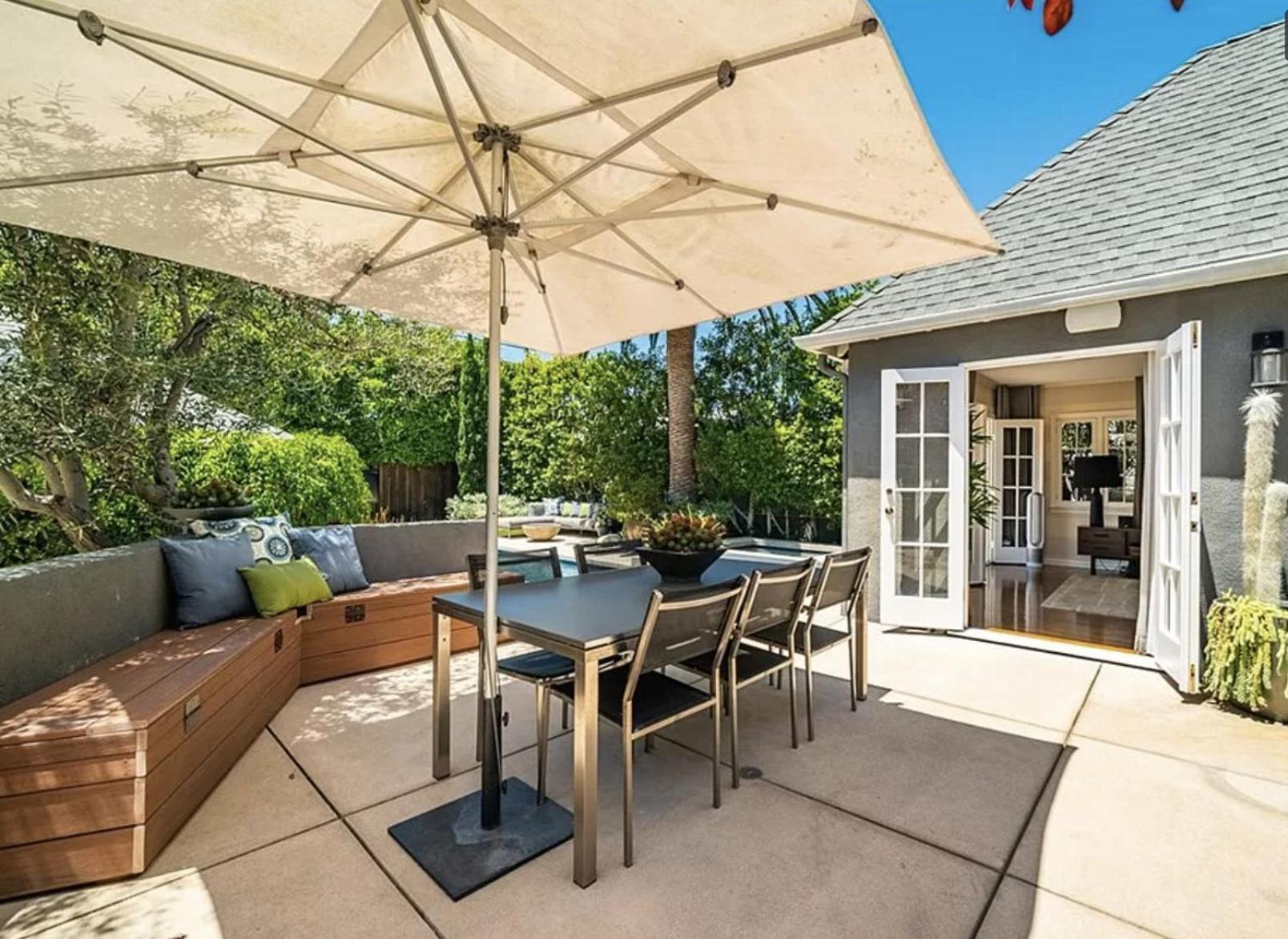 Villa Oasis In Angeles With Heated Pool & Los Angeles