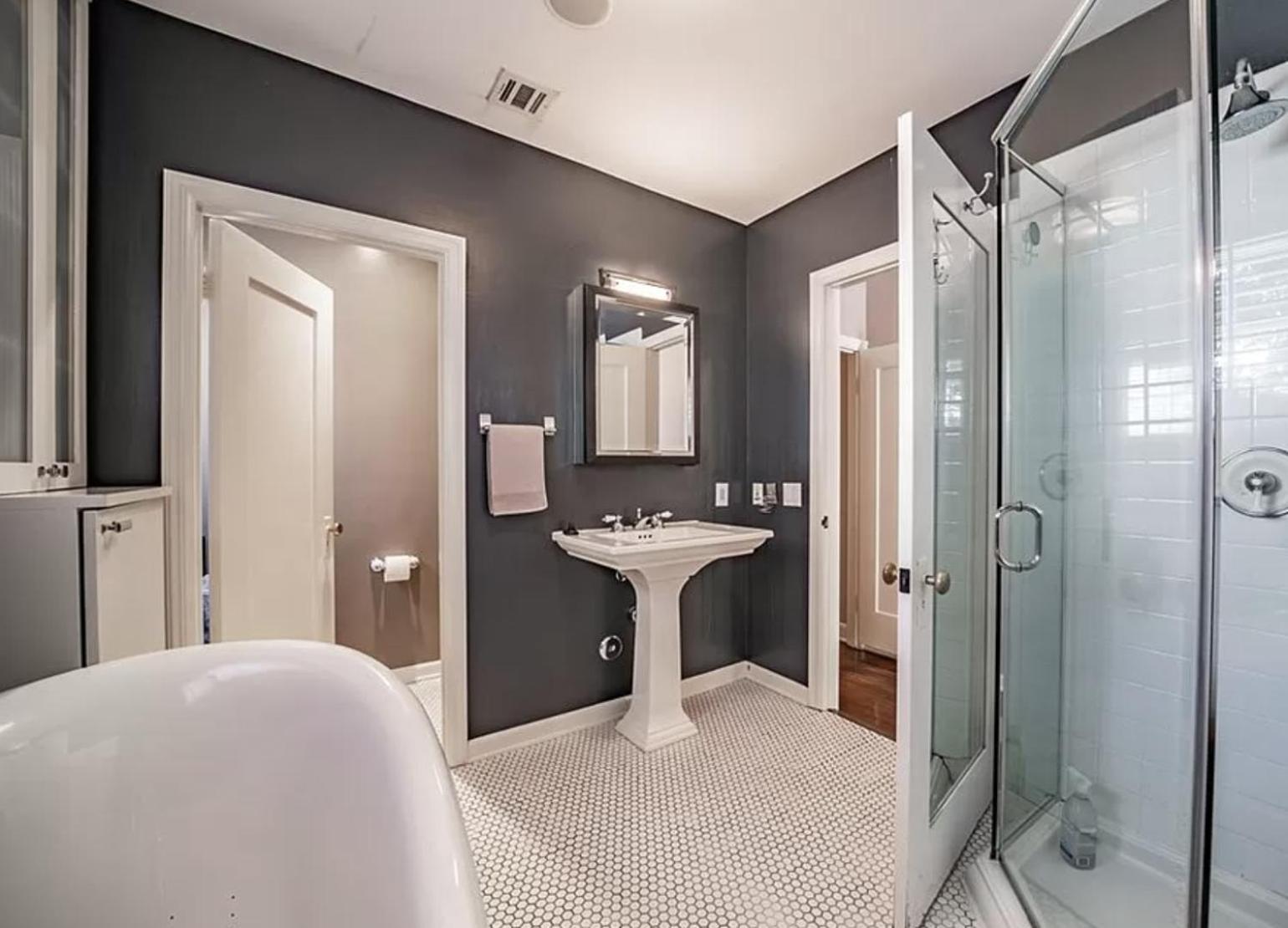 Oasis In Angeles With Heated Pool & *