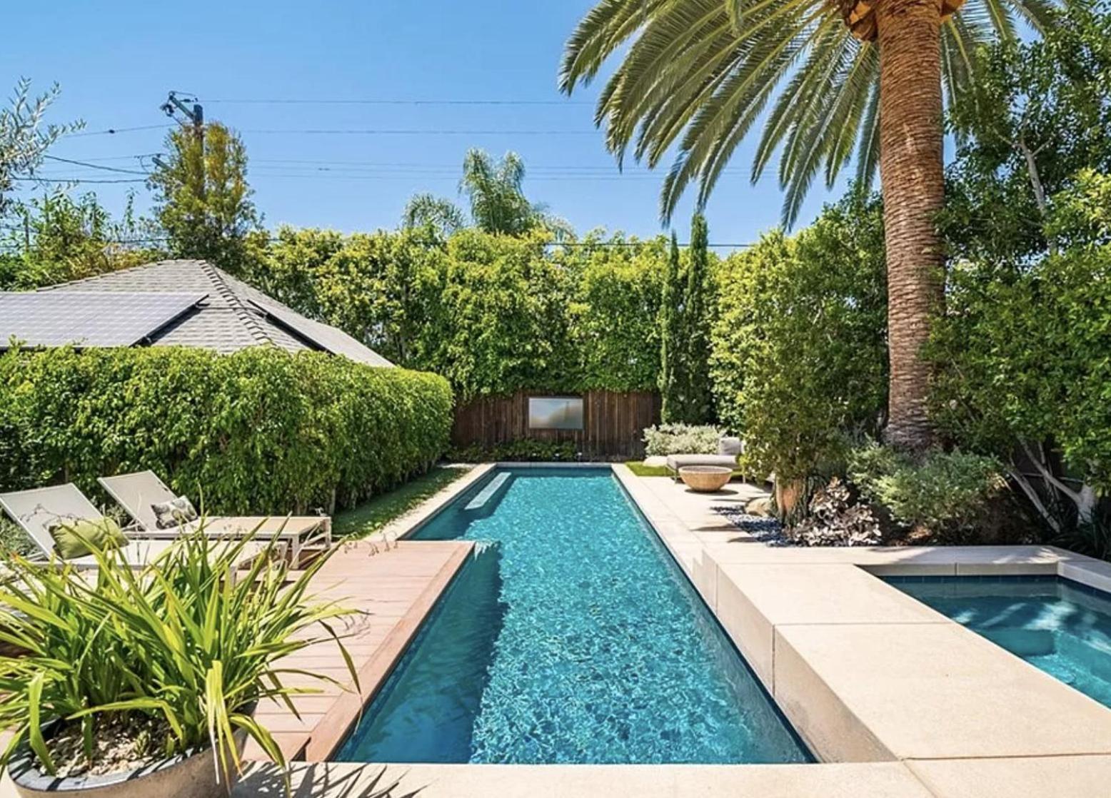 Villa Oasis In Angeles With Heated Pool & Los Angeles