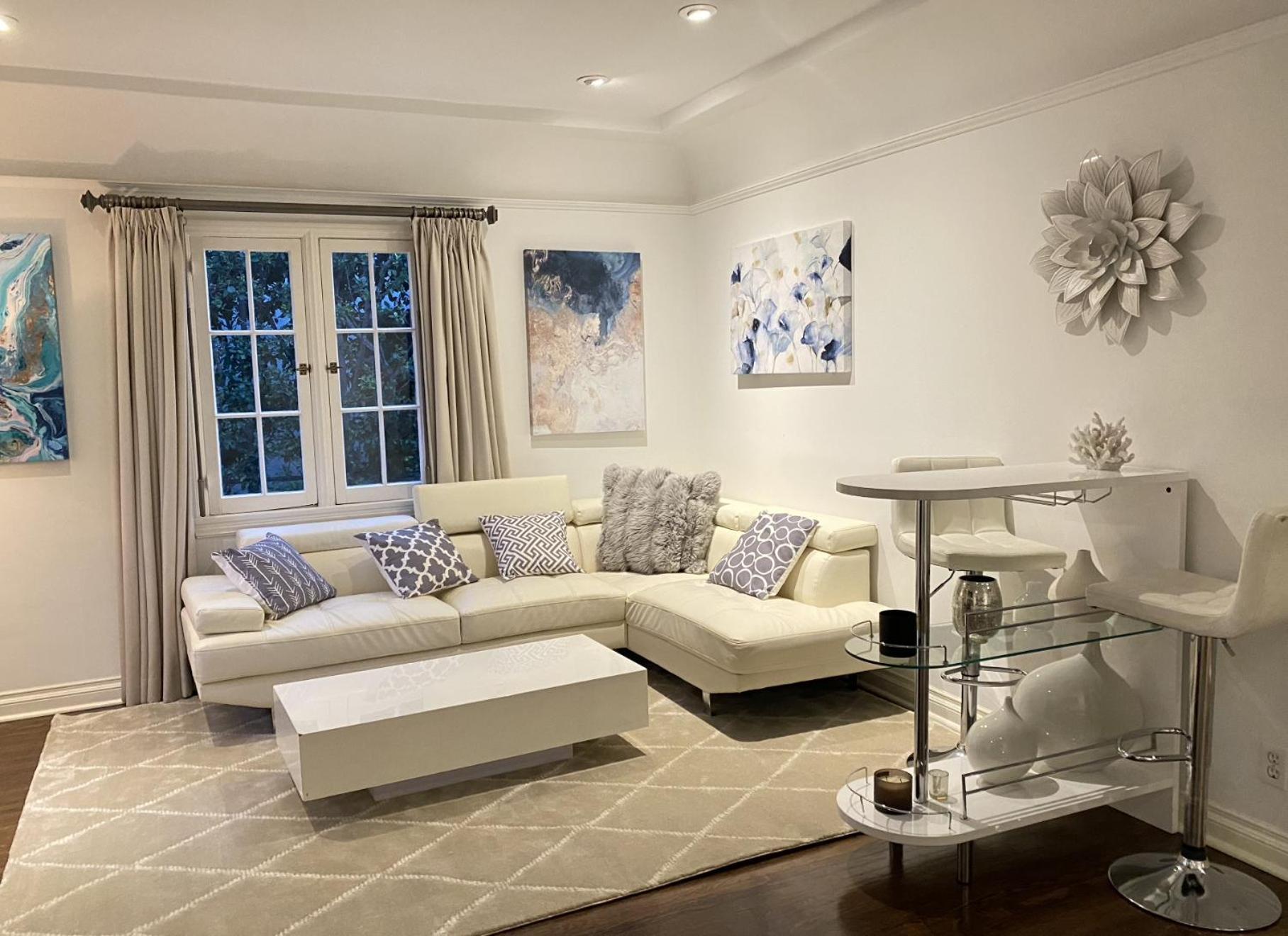Oasis In Angeles With Heated Pool & Villa