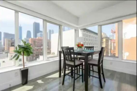 Apartment Beautiful 3br High Risepool, Rooftop Views