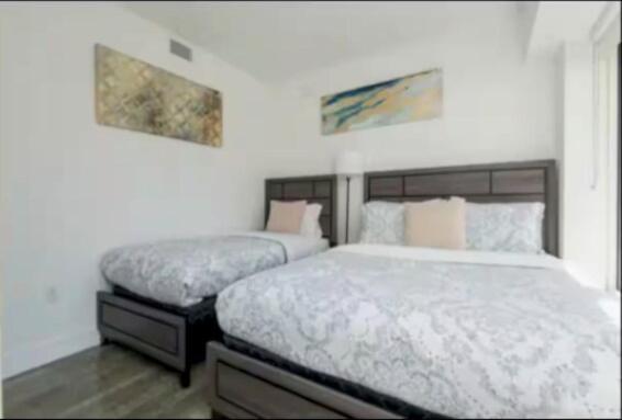 Beautiful 3br High Risepool, Rooftop Views Apartment *