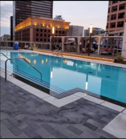 Apartment Beautiful 3br High Risepool, Rooftop Views
