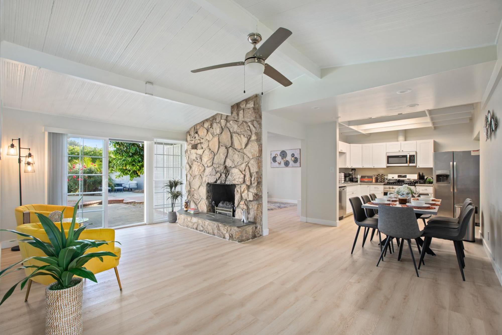 Sunny Socal Escape 3br 2ba Bright With Pool Holiday home Los Angeles