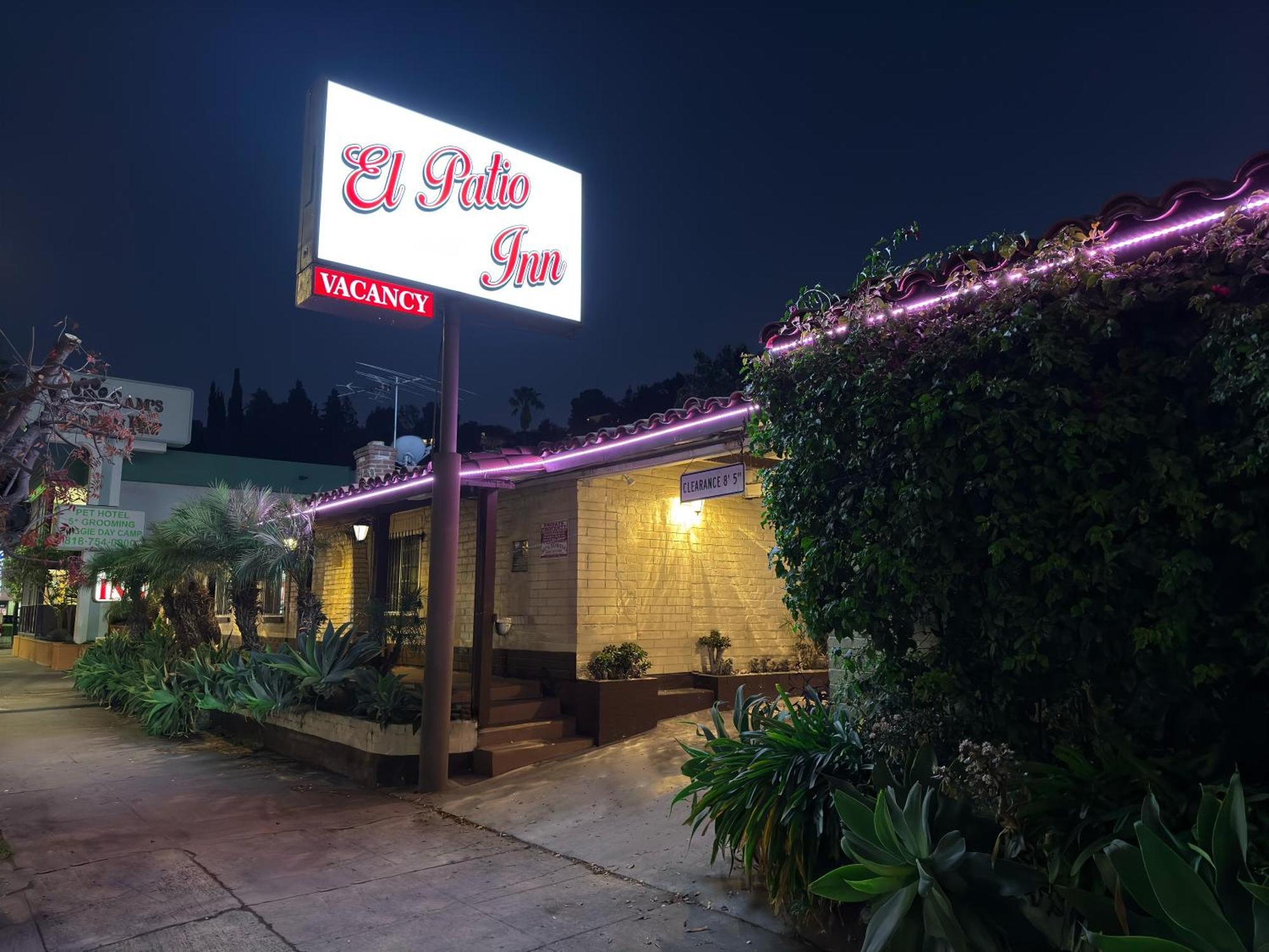 Motel El Patio - Near Universal Hollywood