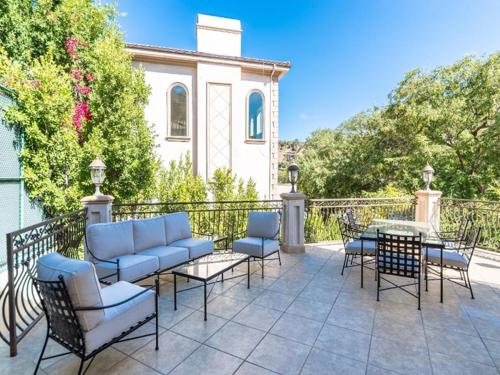 Robmar Mansion * Los Angeles