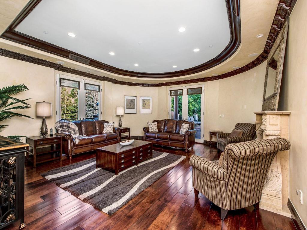 Robmar Mansion Pousada Los Angeles