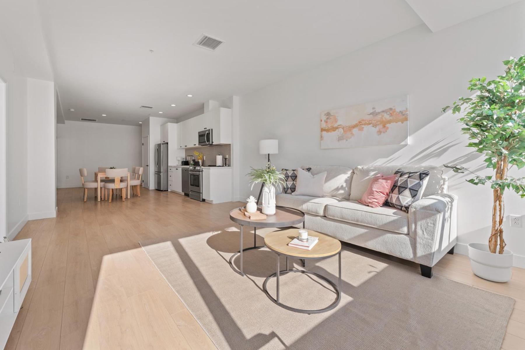 Stylish Westwood - Steps From Ucla Apartment Los Angeles