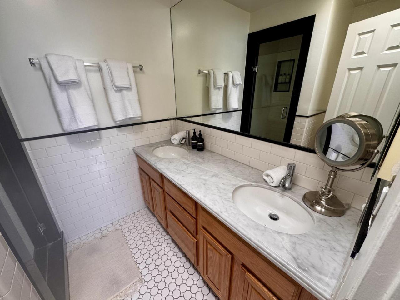 Santa Monica 2br Views And Prime Location Holiday home