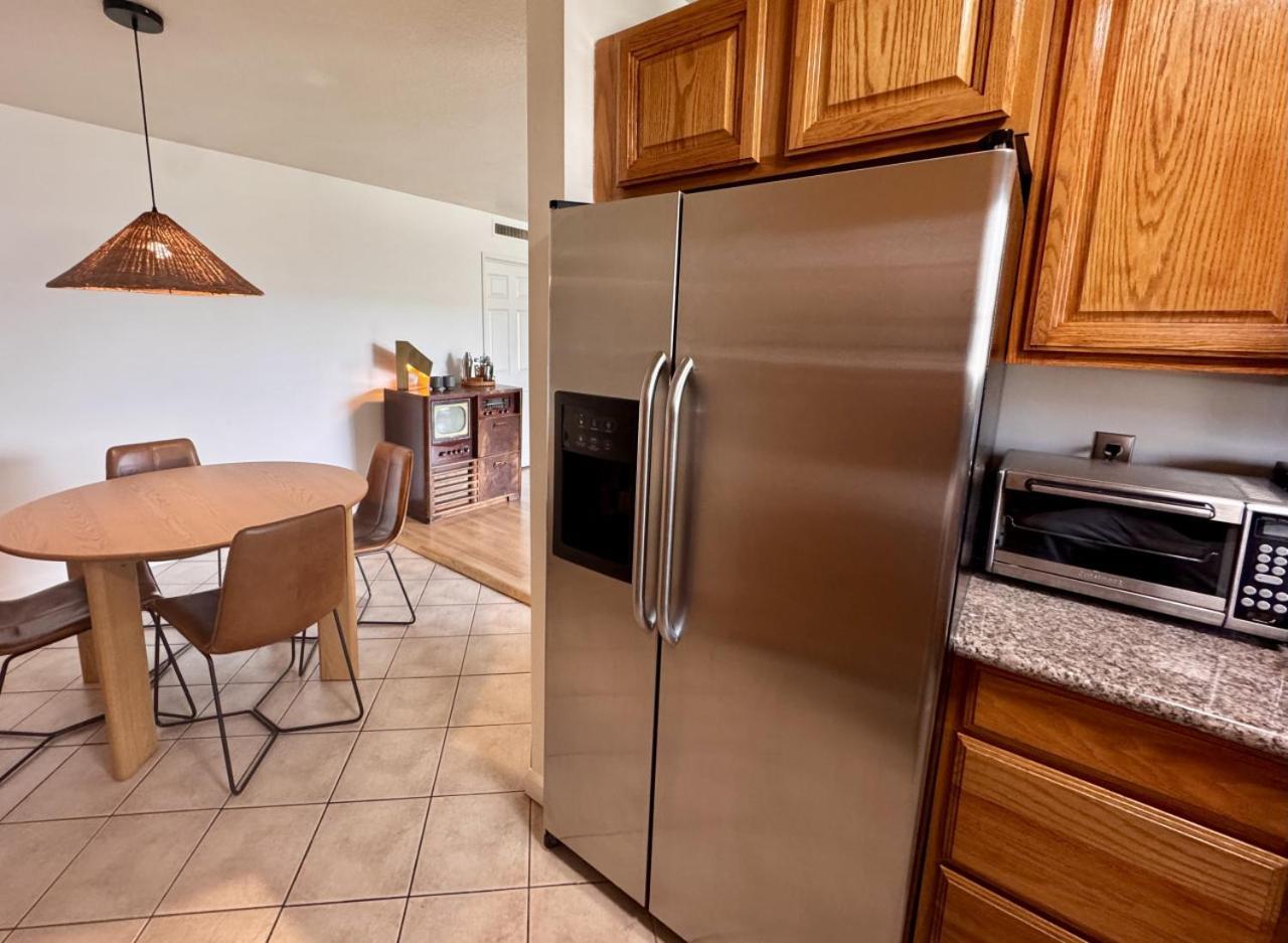 Santa Monica 2br Views And Prime Location Los Angeles