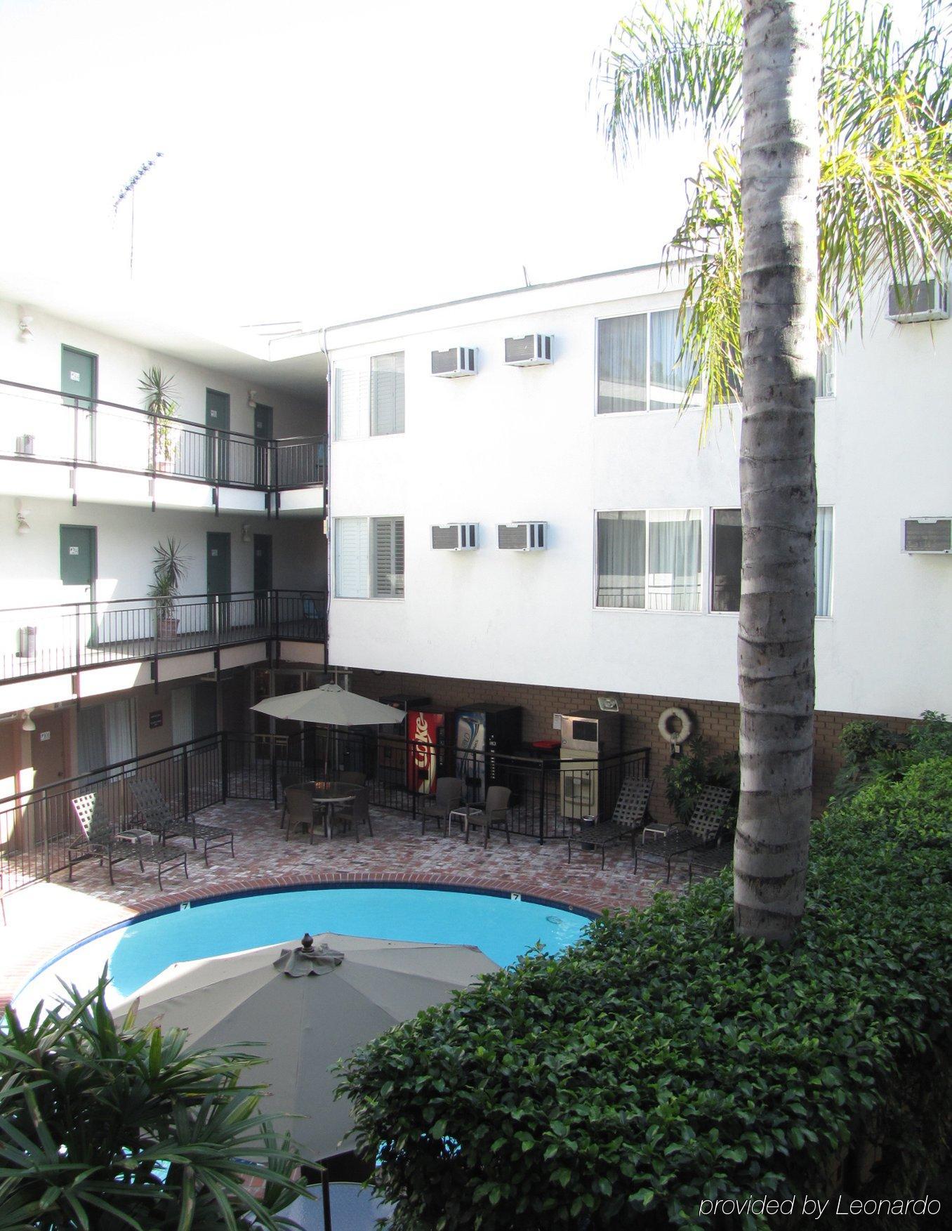Dunes - Wilshire (adults Only) Hotel