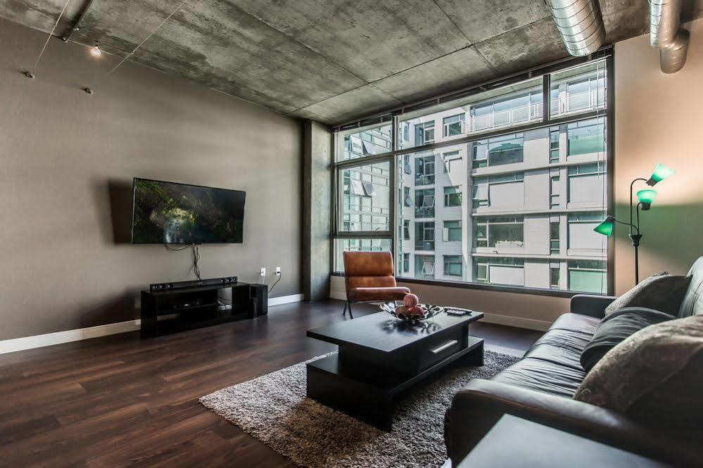 Hotel Corporate Suites Downtown In The Heart Of La 4*