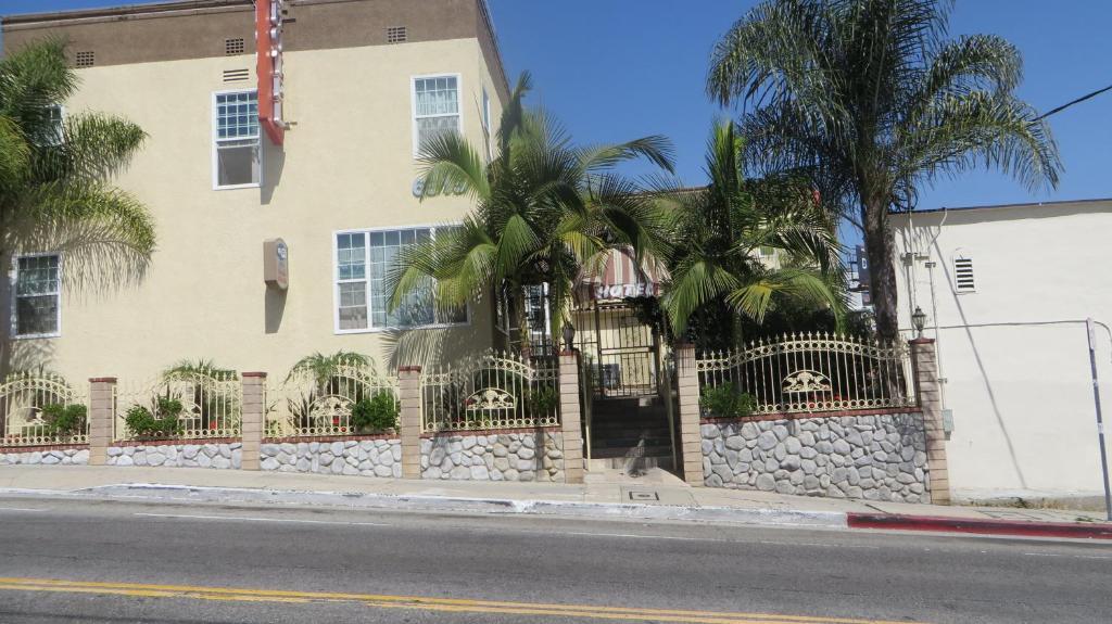Hotel Trylon - Hollywood 2*
