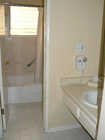 Hotel Hollywood Orchid 2*