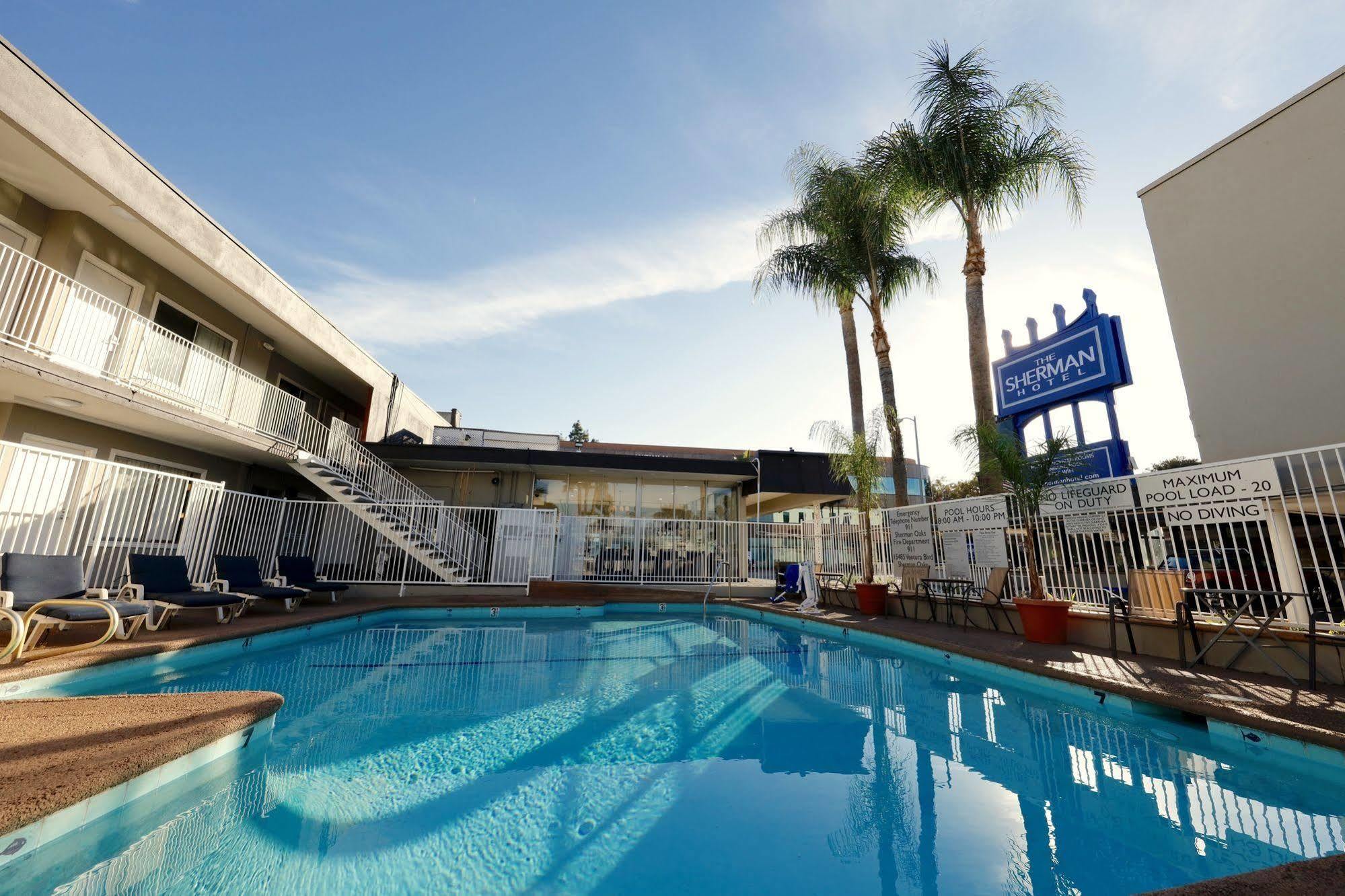 The Sojourn Angeles - Sherman Oaks Motel
