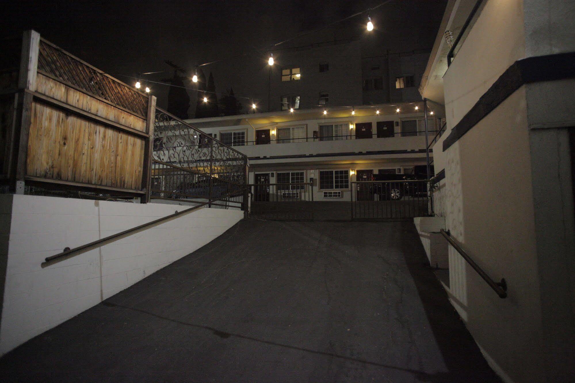 La Royal Viking Hotel 2*