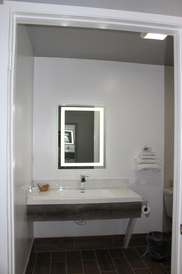 Erth By Aga Angeles 3* Los Angeles