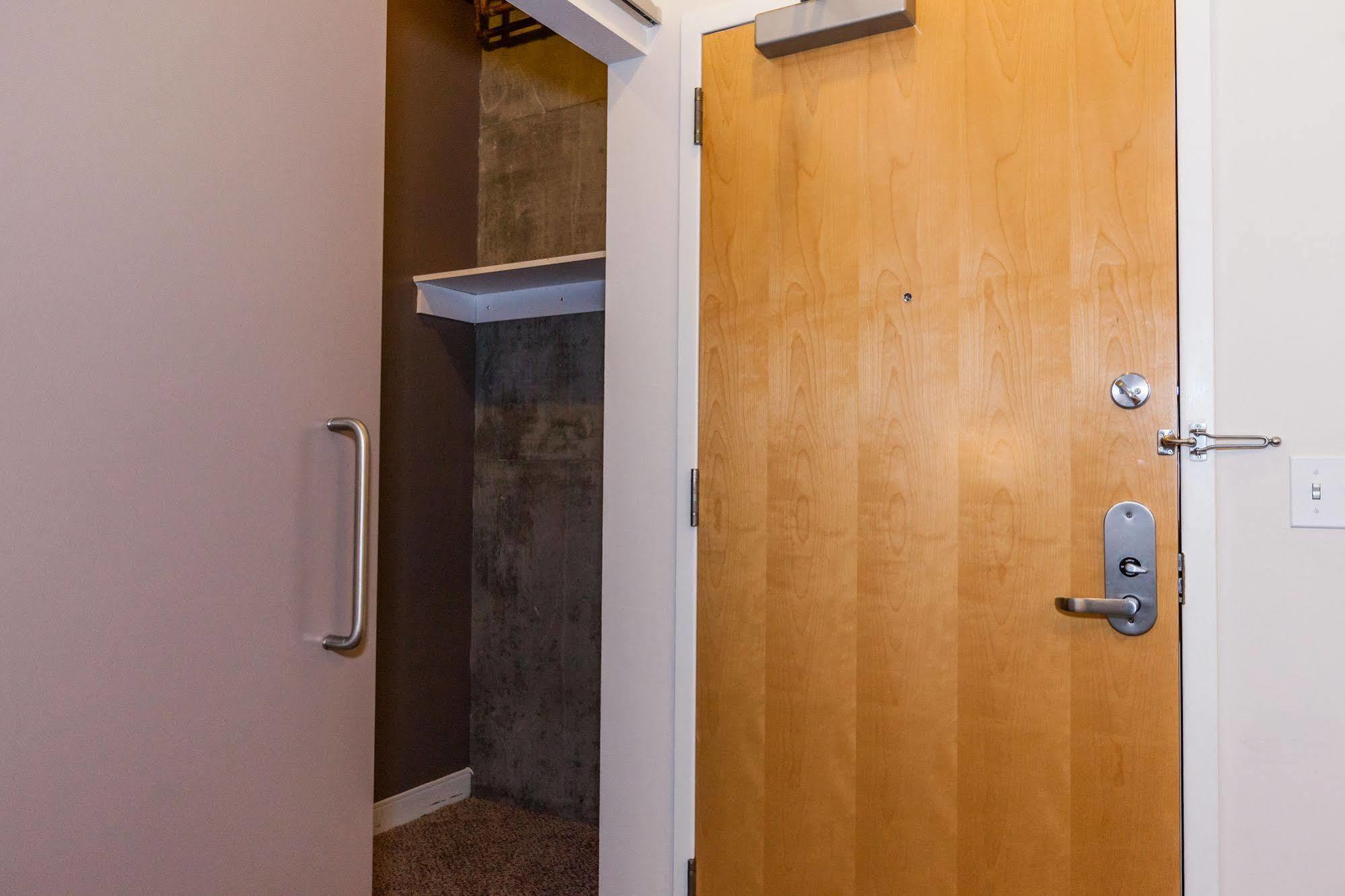 Corporate Suites Downtown In The Heart Of La Los Angeles