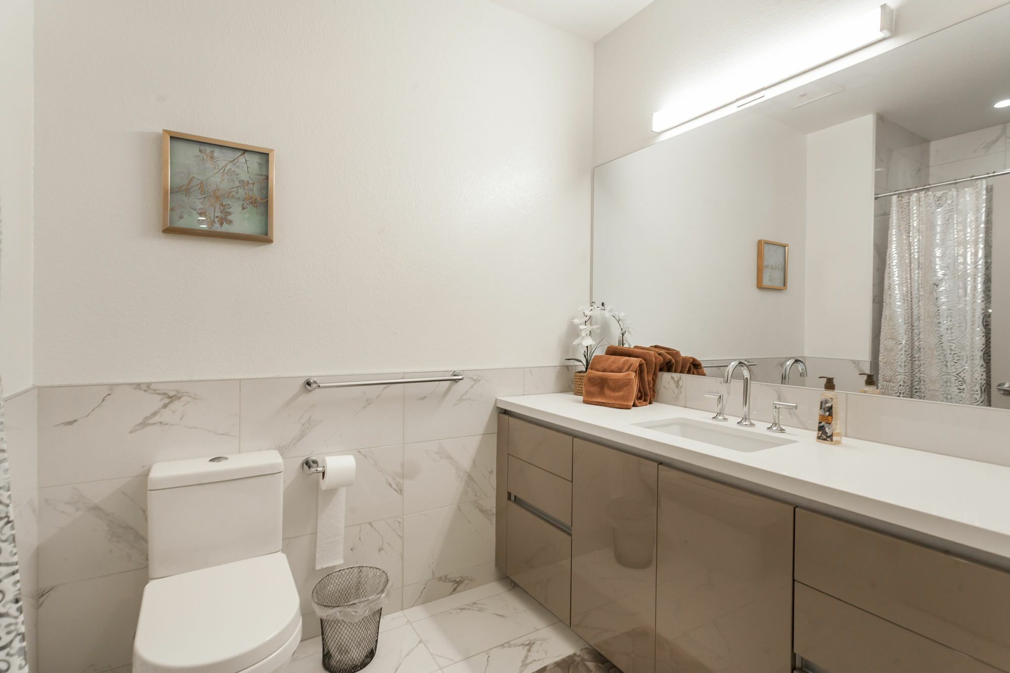 Tripbz 8th And Grand Apartment *