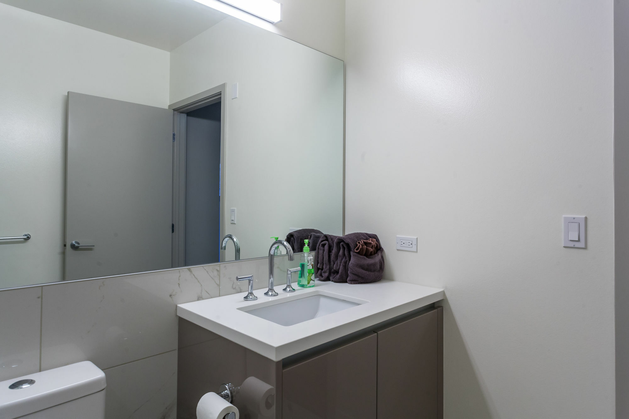 Apartment Tripbz 8th And Grand *