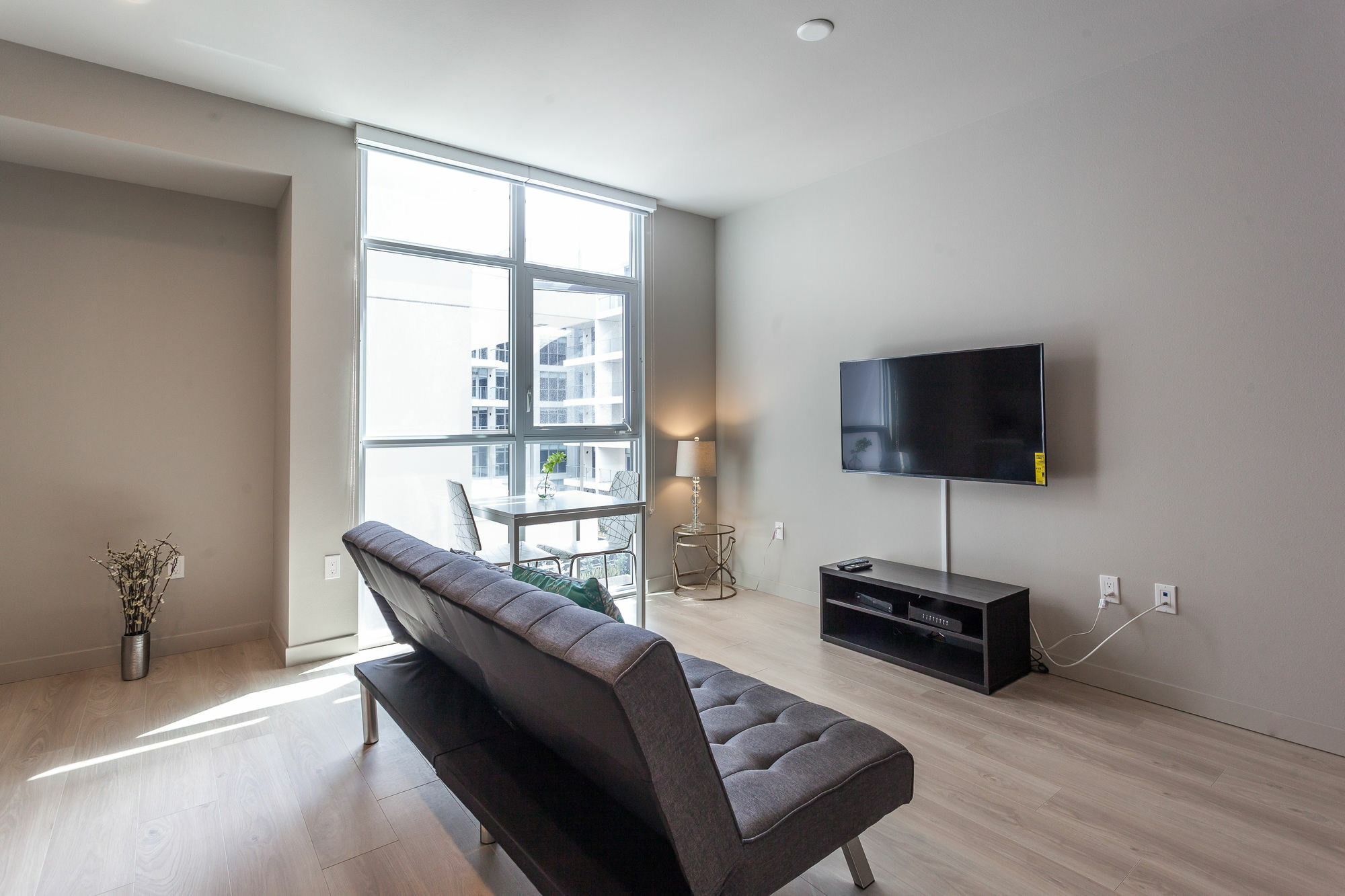 Tripbz 8th And Grand Apartment Los Angeles