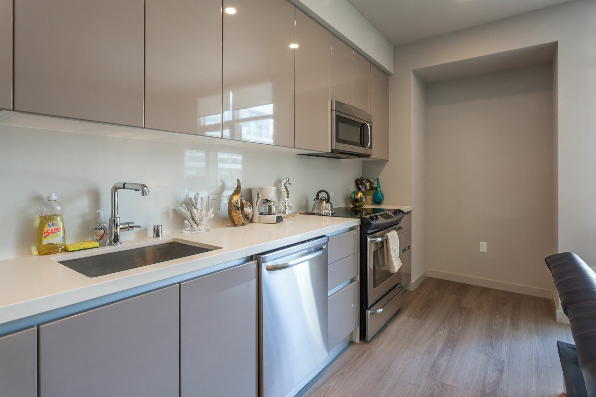 Tripbz 8th And Grand Apartment *