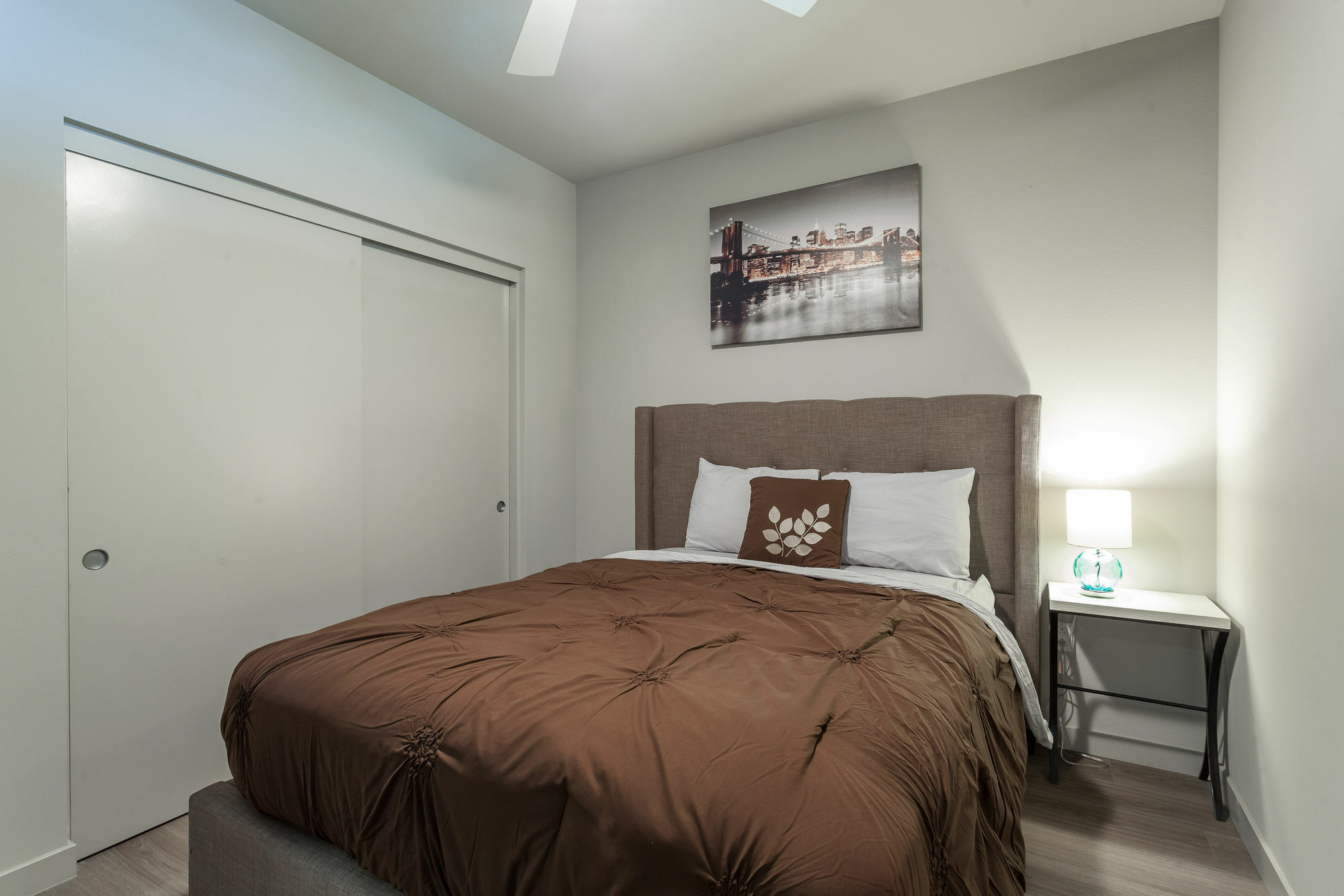 Tripbz 8th And Grand Apartment *