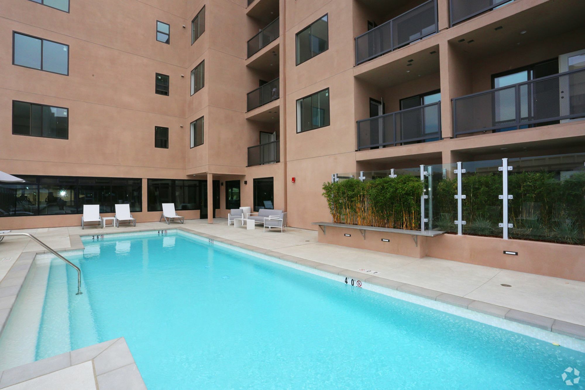 Apartment Wilshire By Barsala