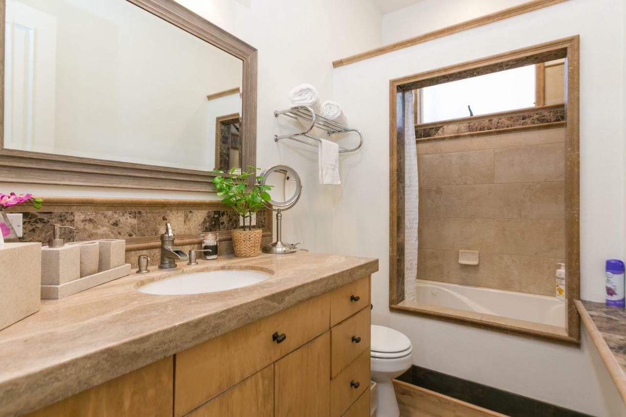 Stunning 2-bedroom Near Downtown Culver