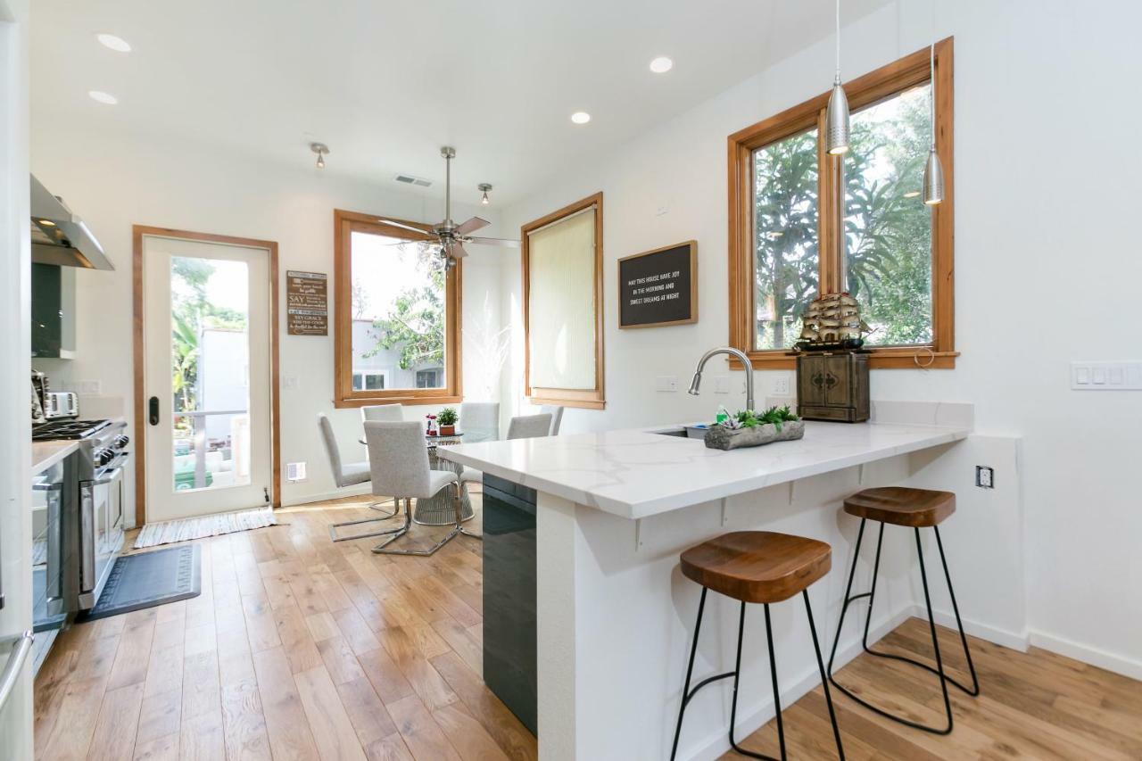Stunning 2-bedroom Near Downtown Culver