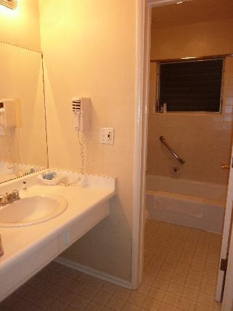 Hollywood Orchid Hotel 2*