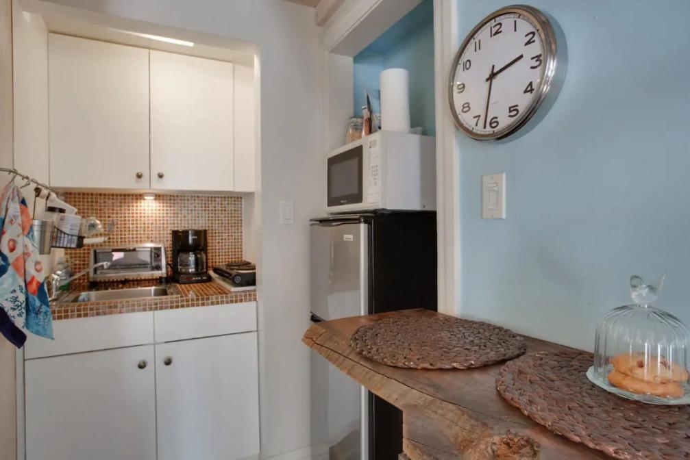 Beach Loft Studio~sand Castle @ Venice Beach Apartment